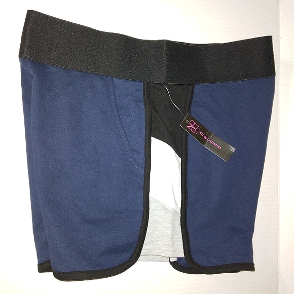 ☆NWT☆NOBO☆No Boundaries Juniors Large  Slip-on Colorblock women's Shorts☆ - Picture 3 of 13